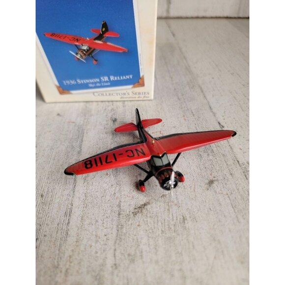 Hallmark 1936 Stinson SR Reliant Sky's limit ornament Xmas airplane - Picture 1 of 6